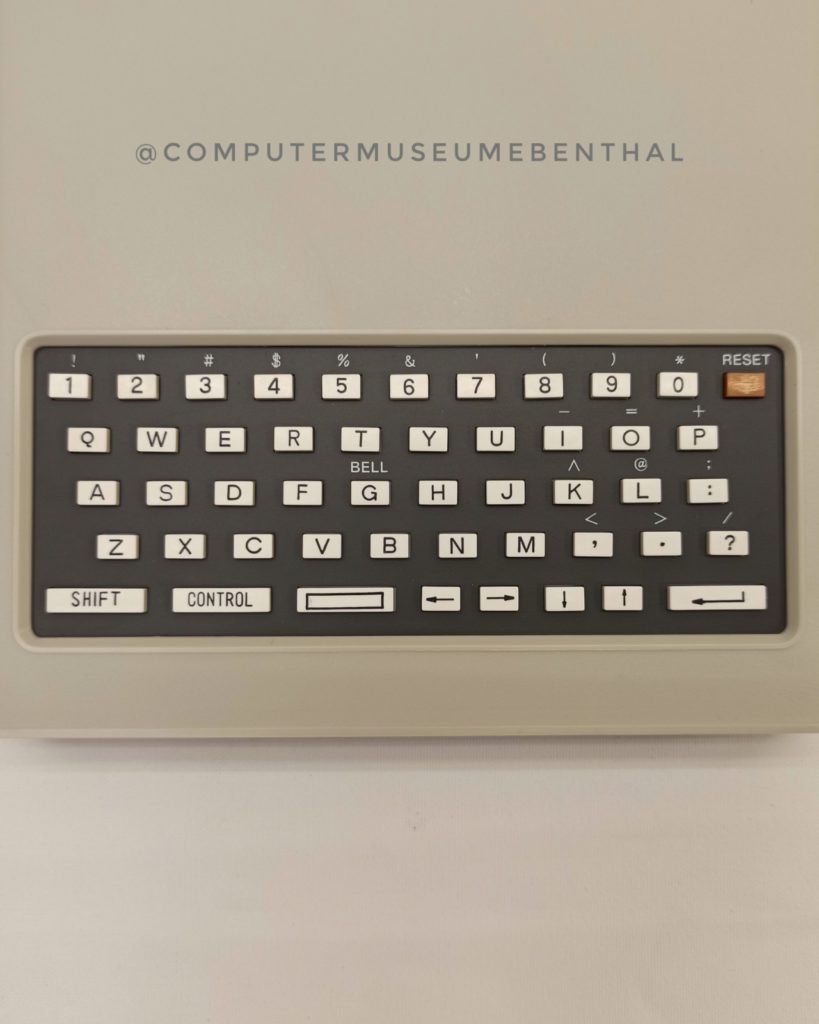 Micro Professor MPF-II, Tastatur
