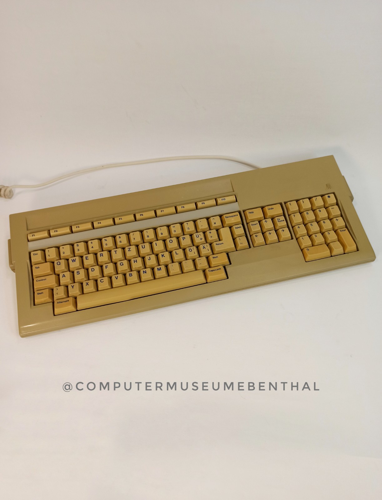 Atari Mega STE, Tastatur