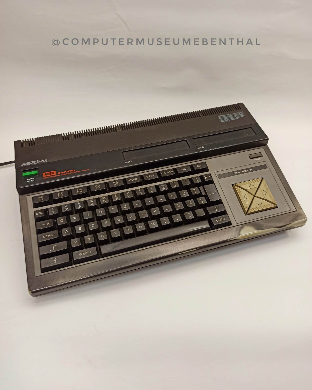 SANYO MPC-64 MSX