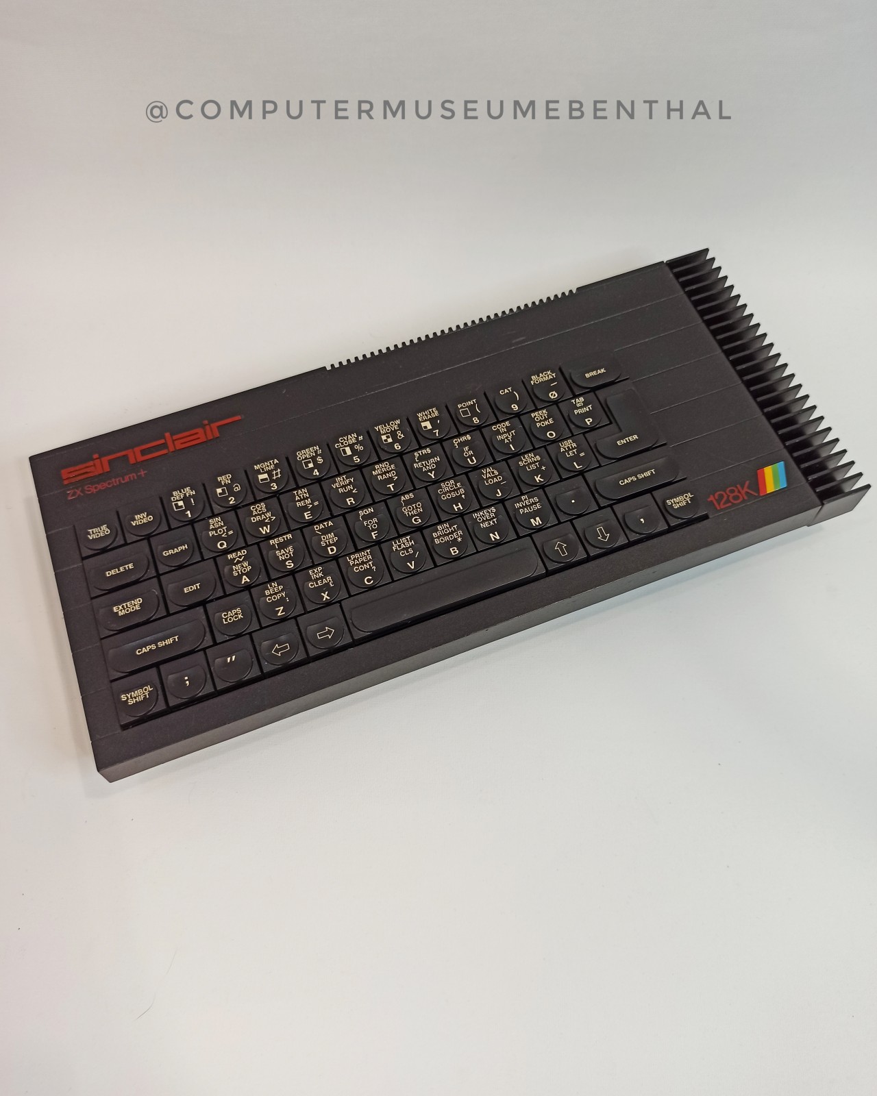  Sinclair ZX Spectrum+ 128K