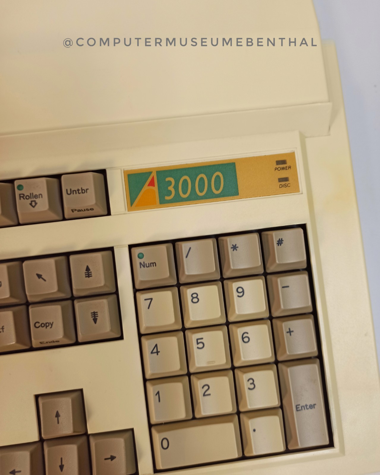 Acorn Archimedes A3000