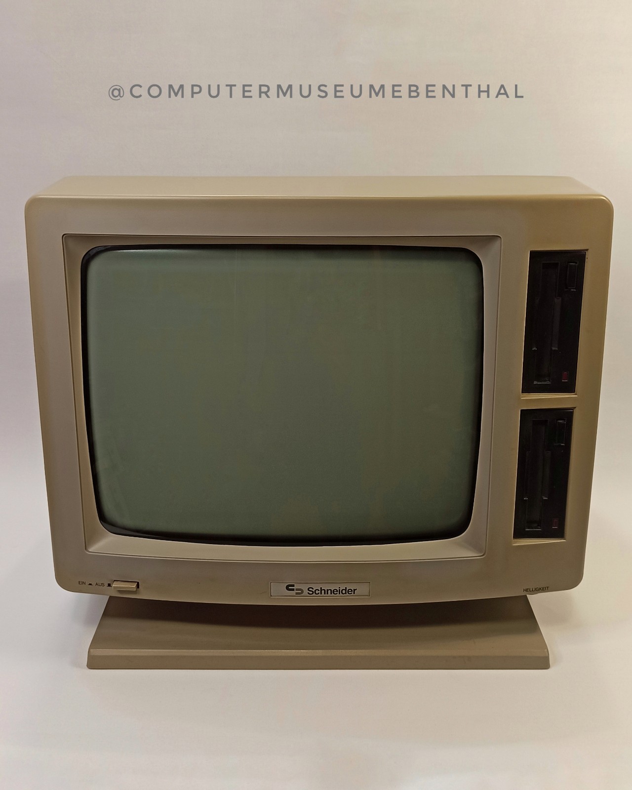 Amstrad Schneider PCW 8512