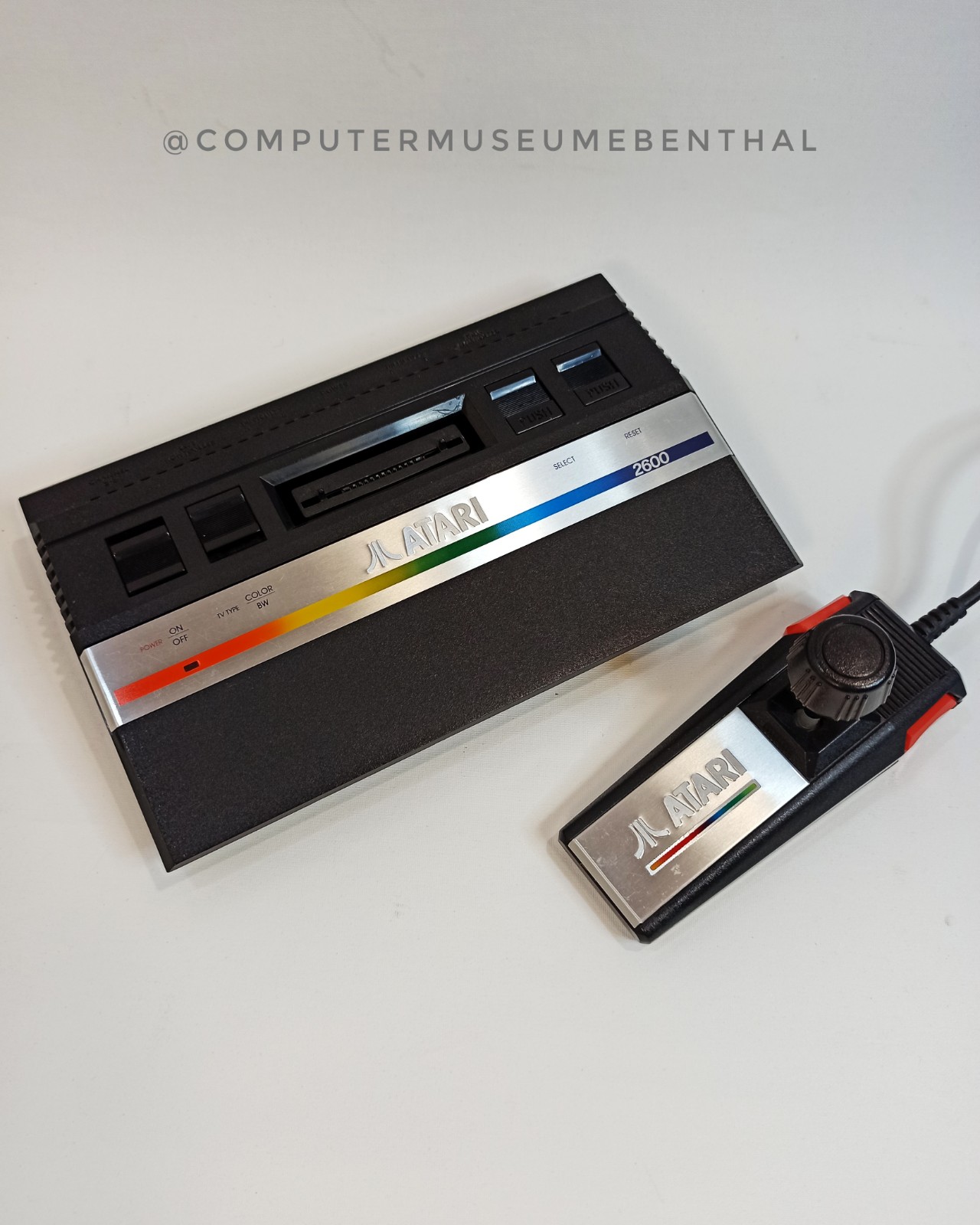 ATARI 2600 Jr