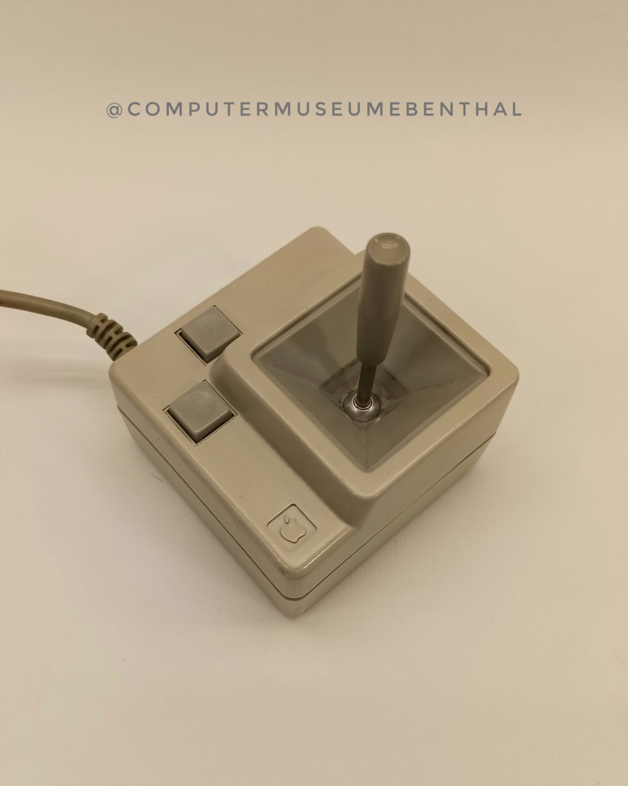 Apple IIGS Joystick