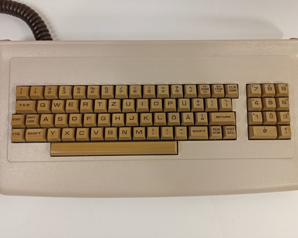 Commodore 8296