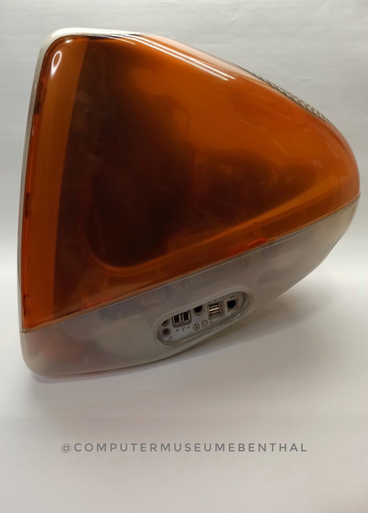 Apple iMac G3, Seite